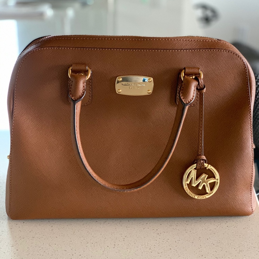 Michael kors purse